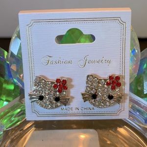 Rhinestone Crystal Hello Kitty 1/2 Inch Pierced Silver Red Black Detail’s. New